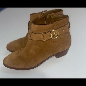 Micheal kors ankle boots